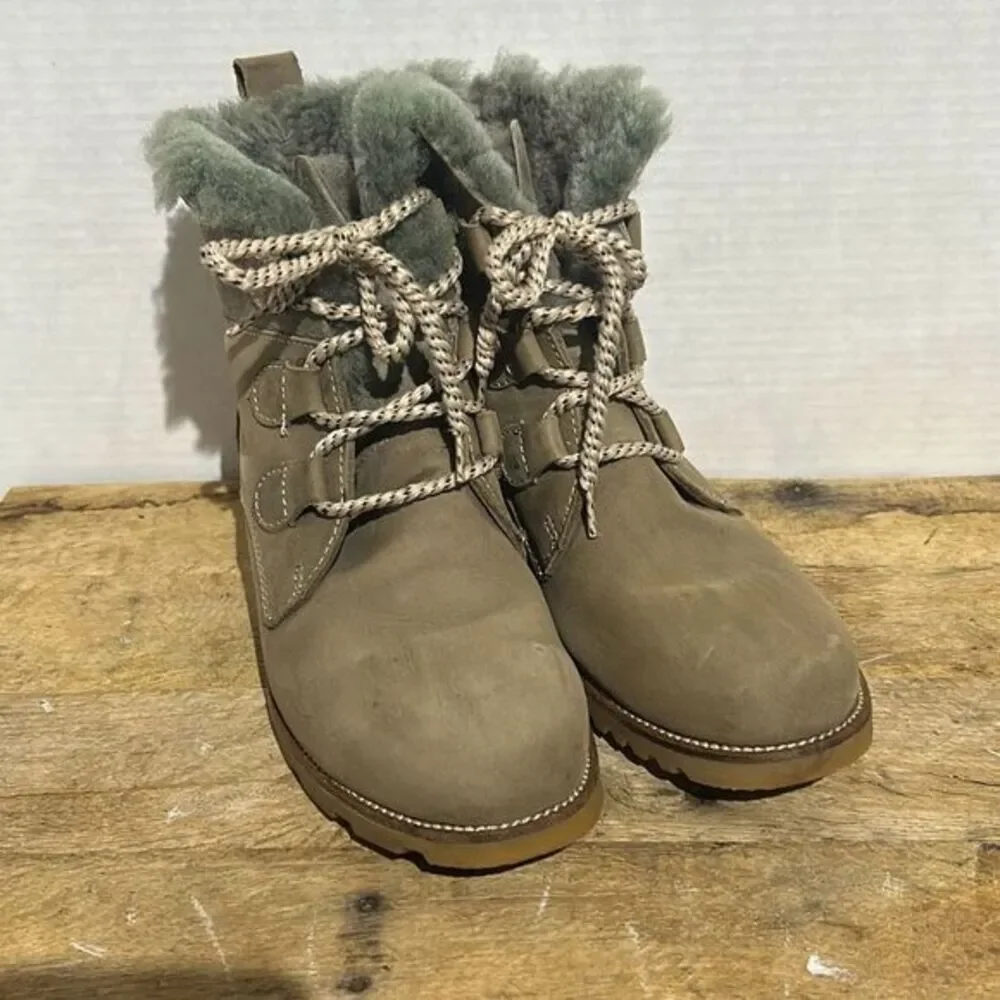 Emu Australia Preston charcoal lug boots ankle lace up boots warm cozy‎